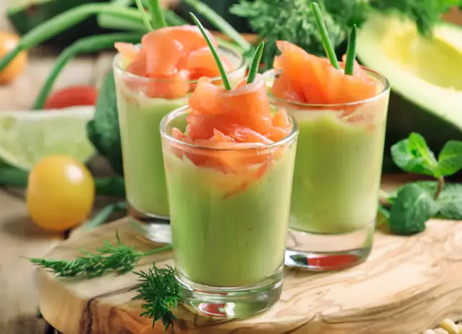 Verrines avocat saumon et sa glace à l'aneth