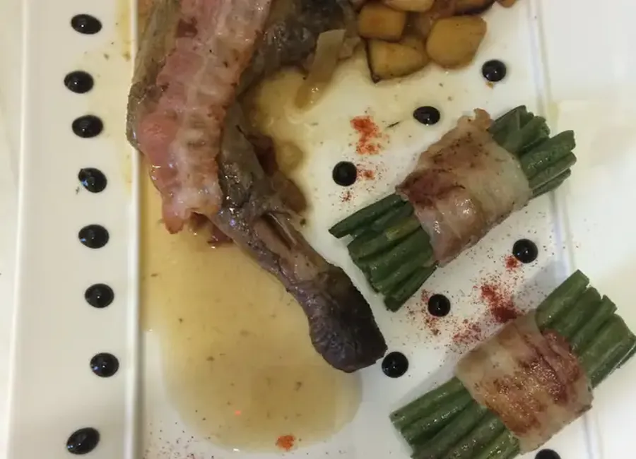 Pintade aux pommes