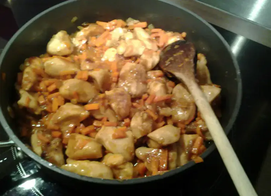 Sauté de poulet sauce soja