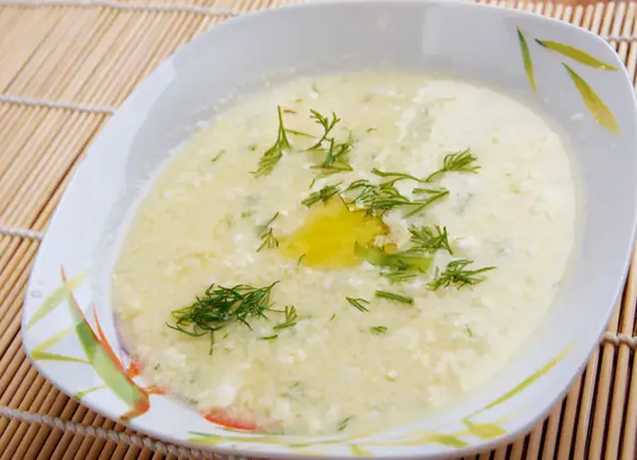 Stracciatella ( soupe italienne )