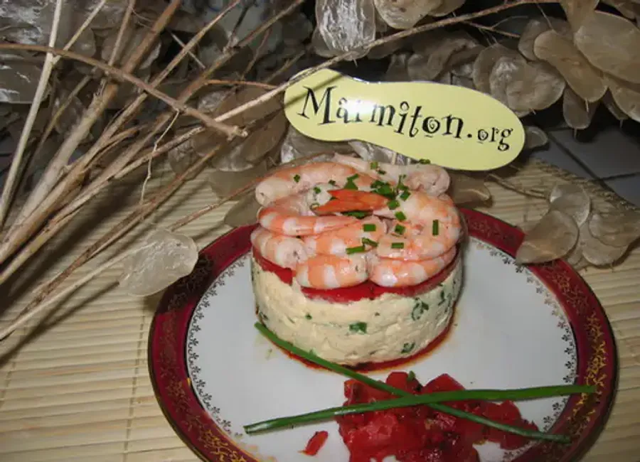 Dôme de crevettes sur son lit de merlu