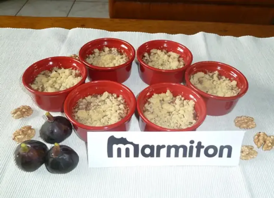 Crumble de figues aux noix