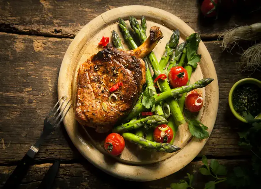 Collet d'agneau aux légumes de printemps