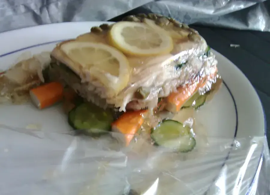 Terrine de raie en gelée