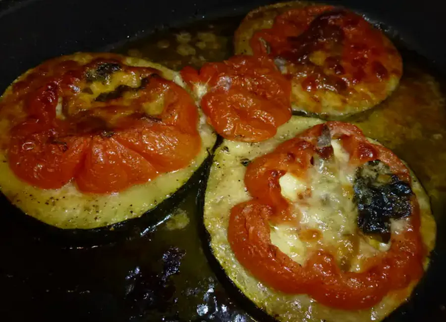Petites pizzas de grosse courgette