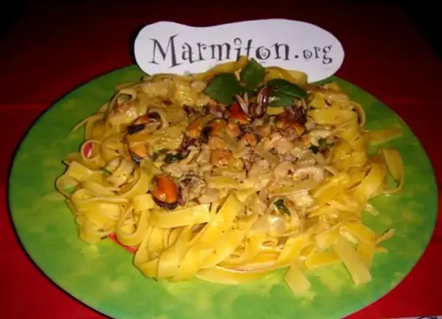 Pâtes aux fruits de mer et basilic