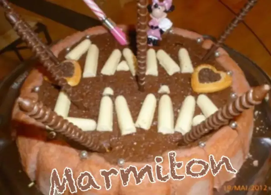 Charlotte d'anniversaire tout choco