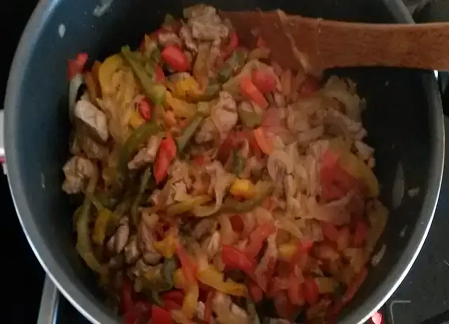 Porc aux poivrons et oignons
