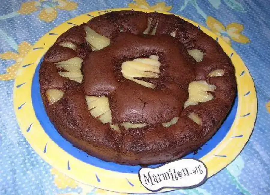 Gâteau au chocolat et aux poires