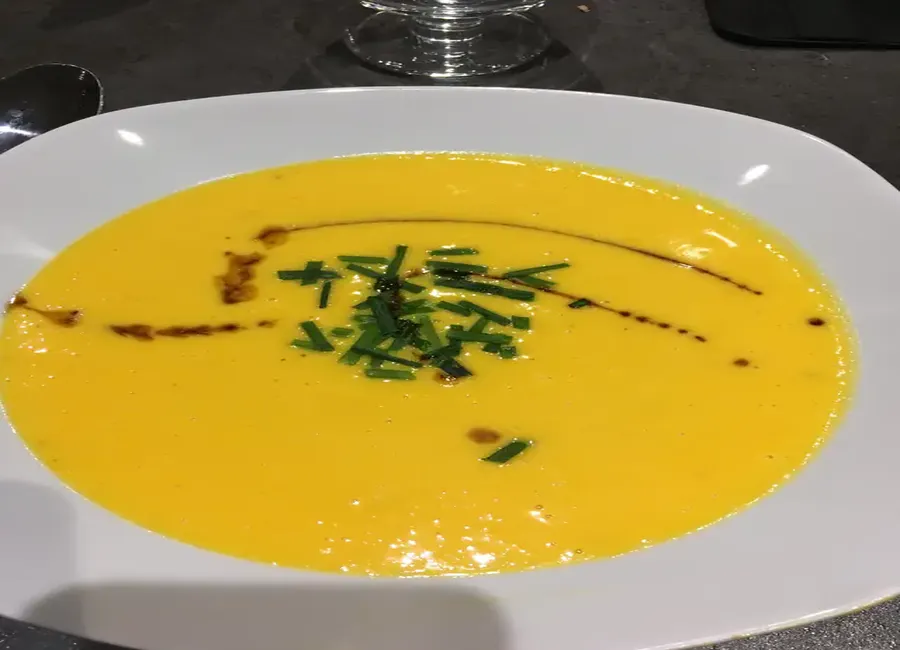 Velouté de potimarron, pommes de terre, carottes