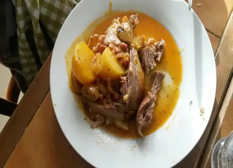 Canette cocotte aux pommes de terre