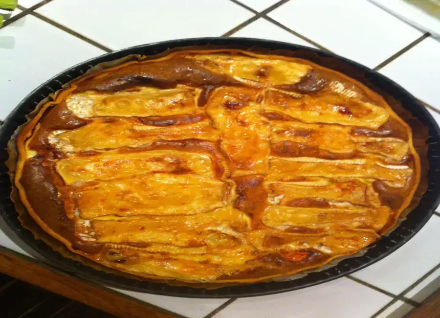 Tarte au camembert fondant