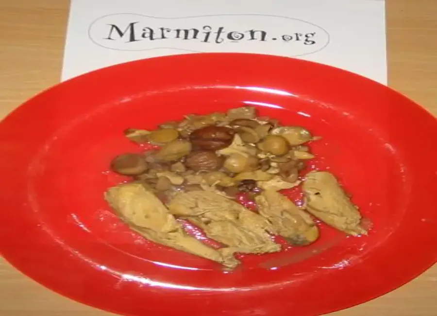 Poulet aux marrons et aux champignons