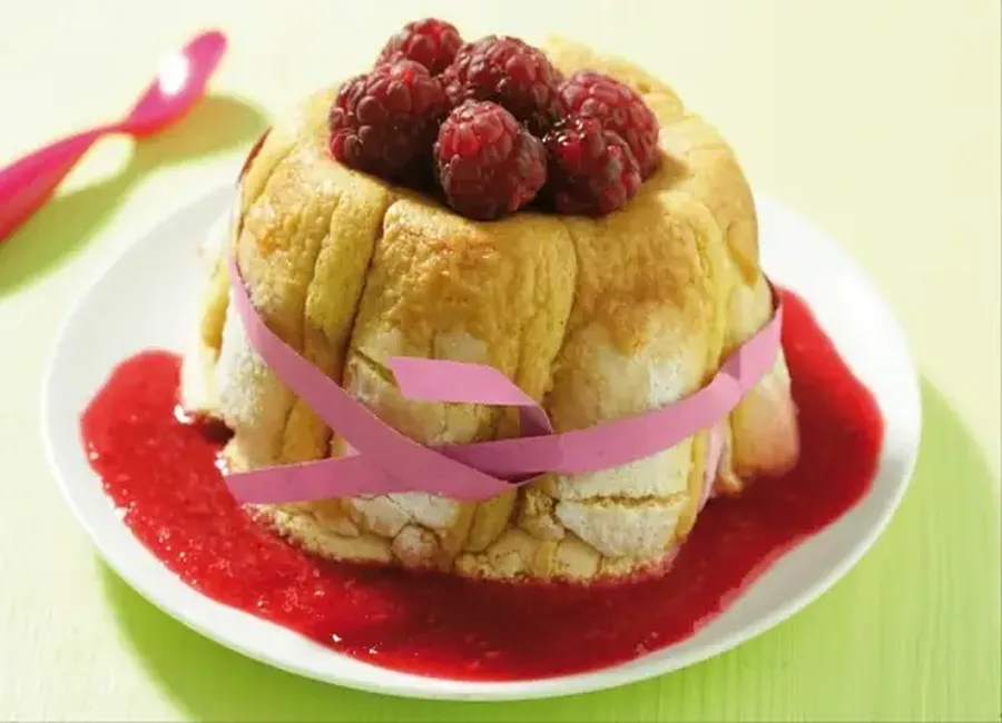 Charlotte aux framboises d'aurore