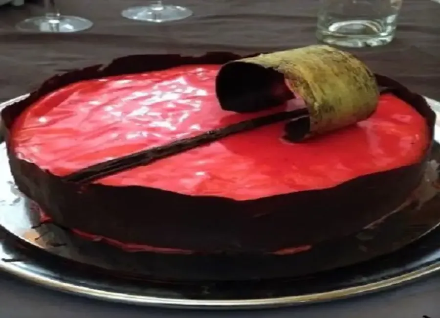 Entremet chocolat framboise