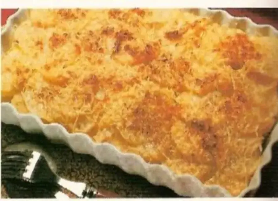 Gratin de pommes de terre aux filets de poisson