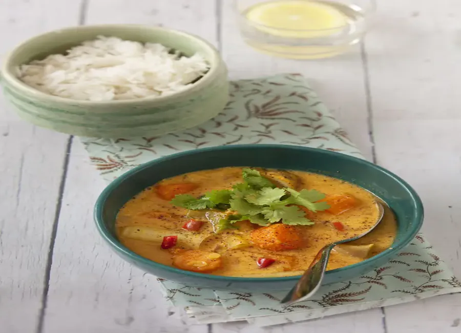 Soupe de légumes entiers à l'indienne