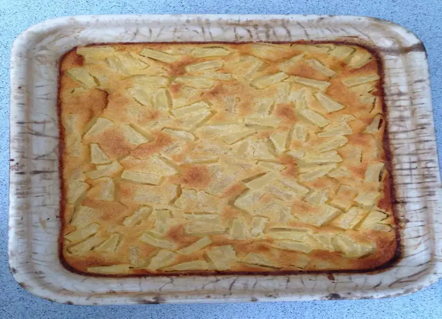 Clafoutis à l'ananas rapide et facile