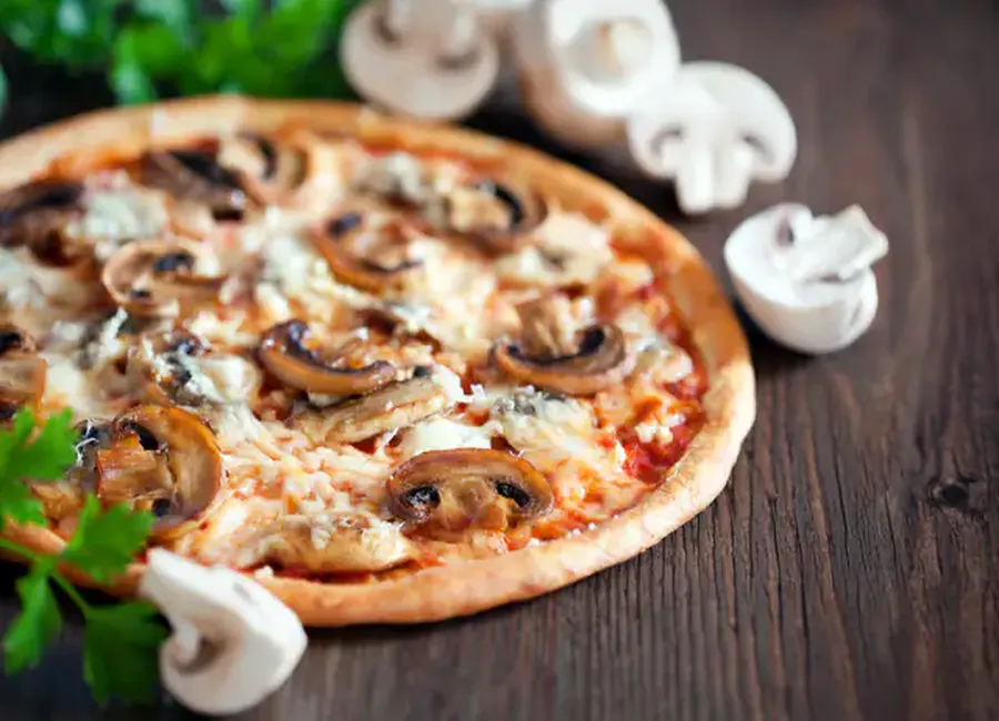 Pizza aux champignons