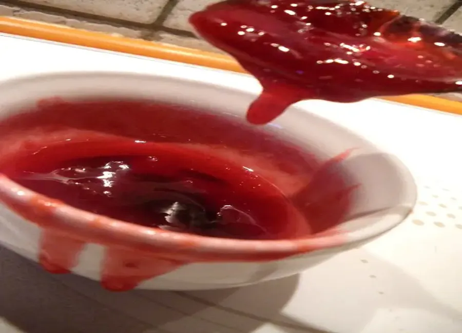 Confiture de quetsches à la cannelle