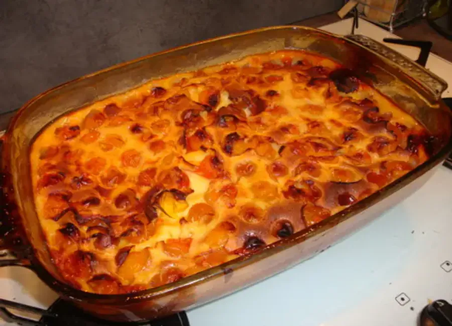 Far aux prunes et à la cannelle