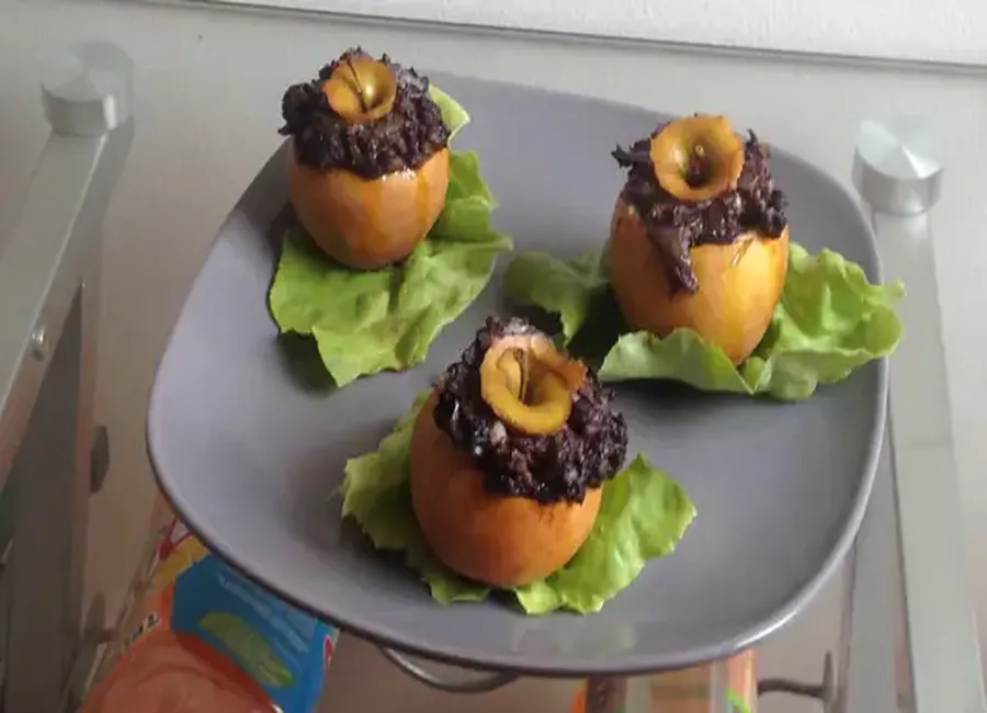 Pommes fourrées au boudin noir