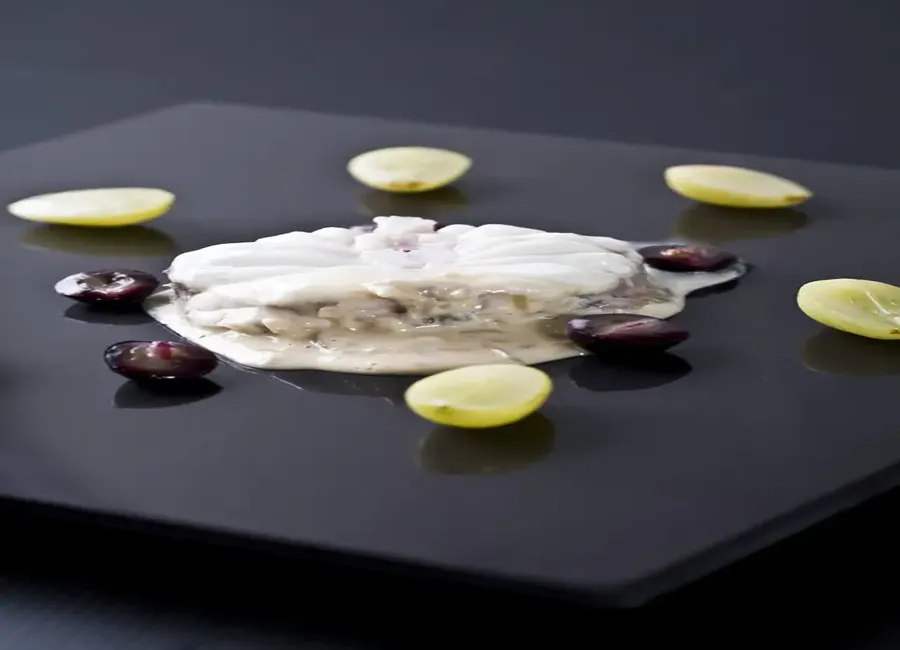 Lotte aux deux raisins