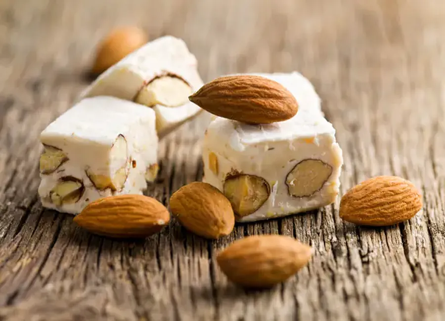 Nougat blanc mou pas liquide