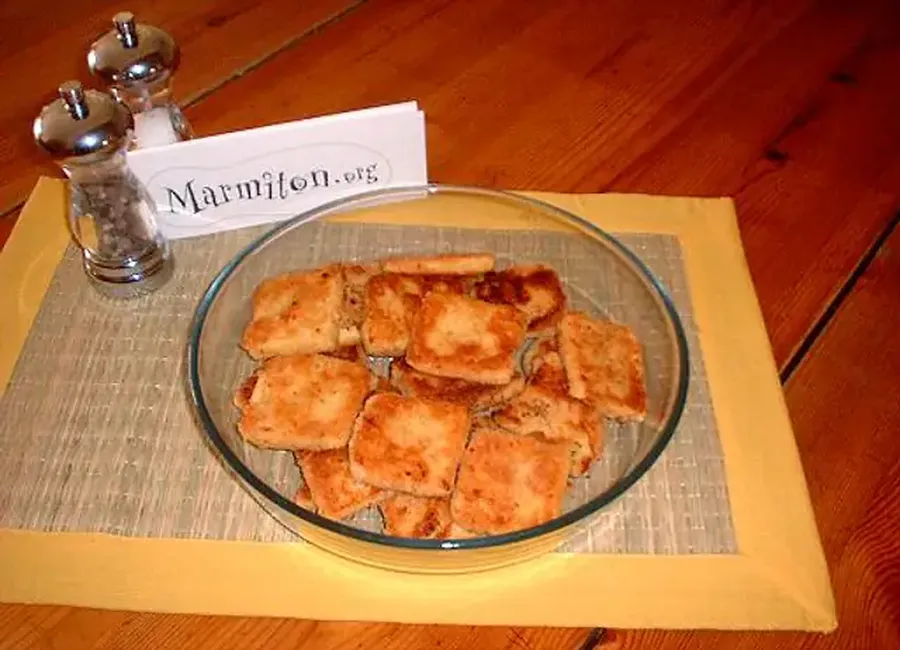 Carrés délicieux au fromage
