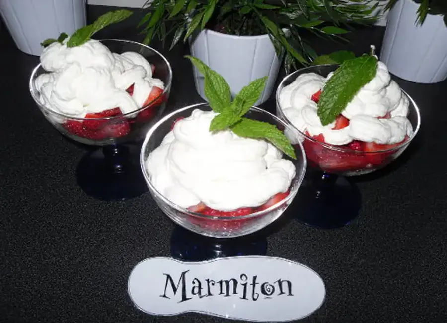 Fraises à la chantilly