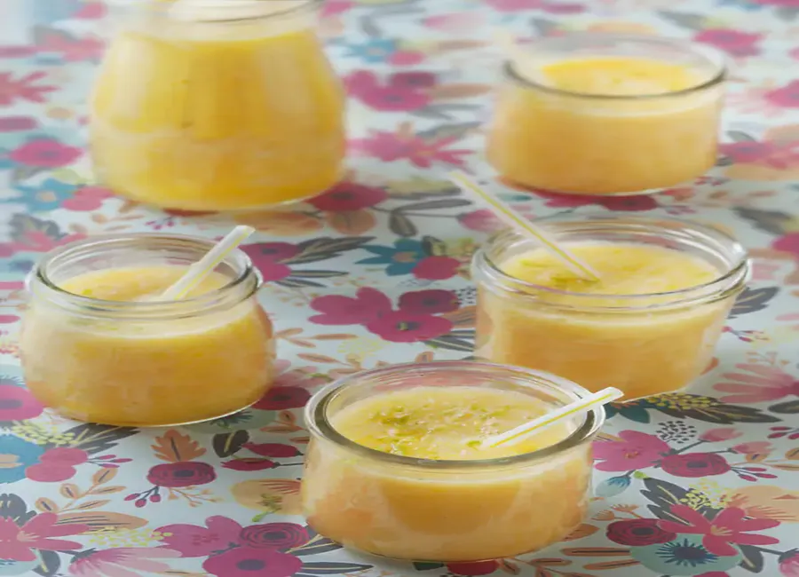 Soupe d'ananas et pêches