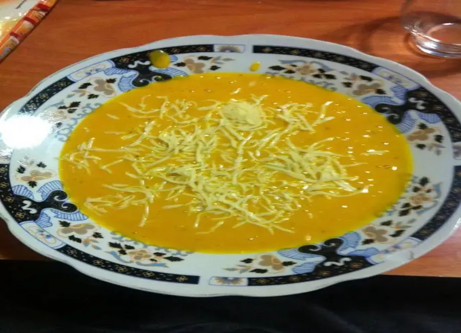 Soupe d'halloween (avec lardons et pommes de terre)