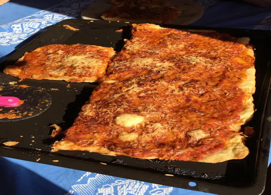 Pizza della nonna