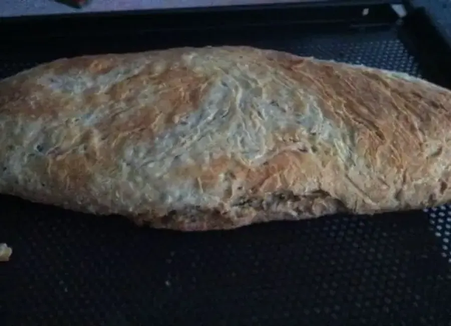 Pain aux olives