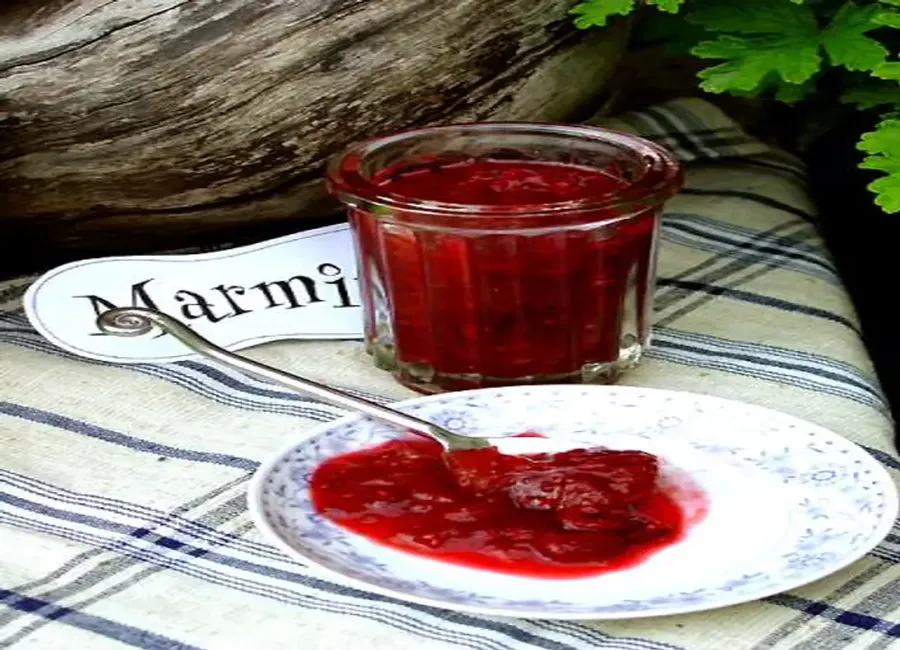 Compotée rhubarbe-framboise au caramel