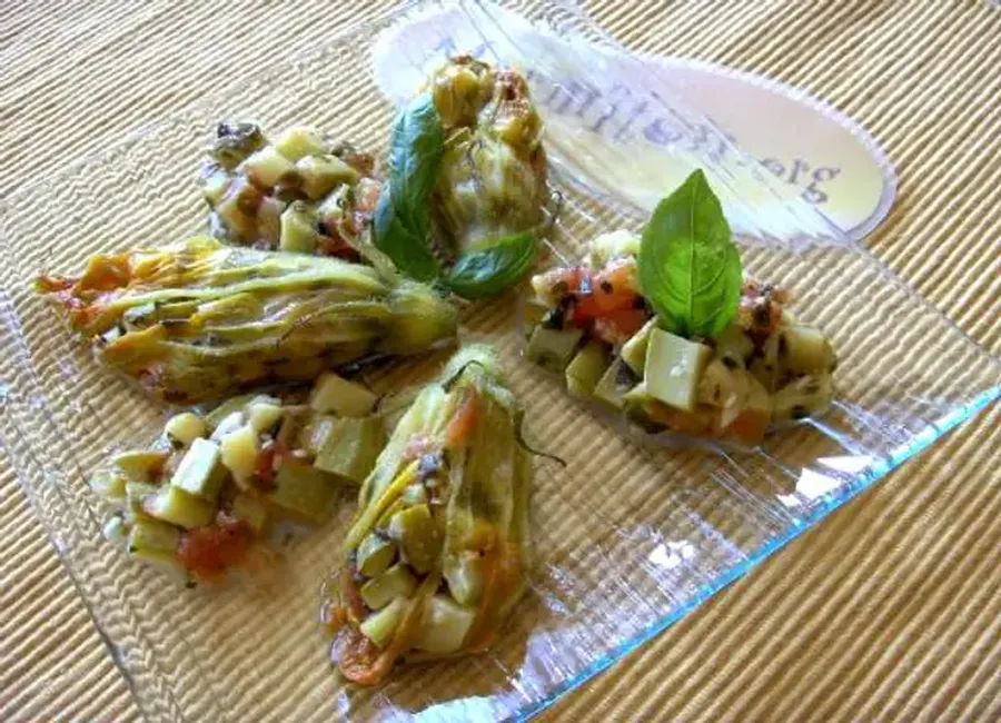 Fleurs de courgettes farcies