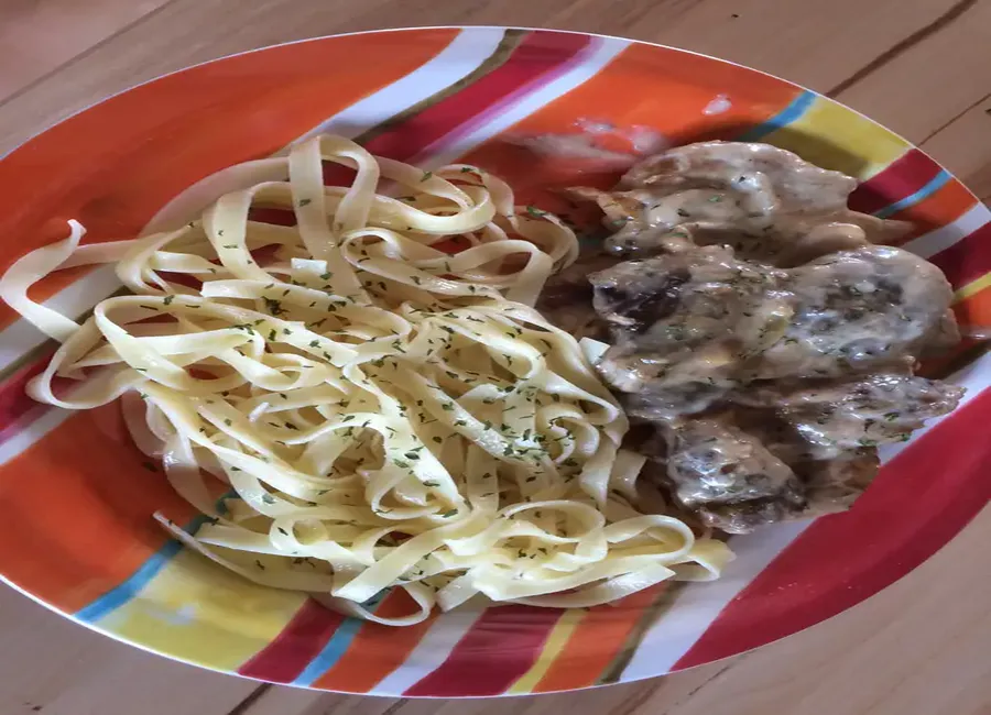 Filet mignon et sa crème de roquefort au pacherenc