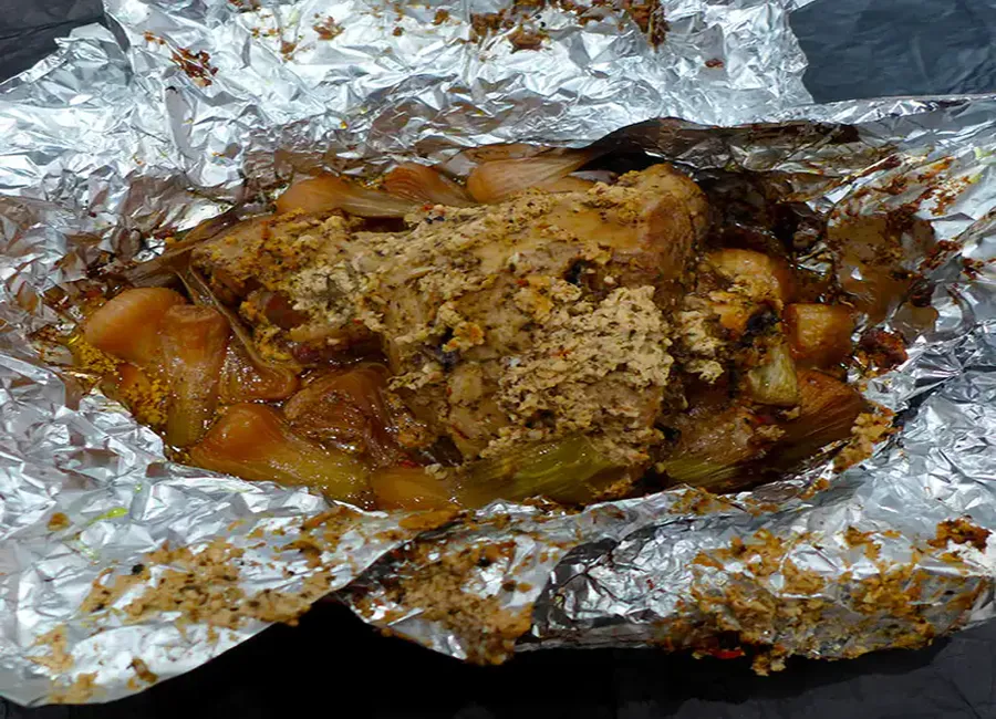 Gigot à la feta et à la grecque