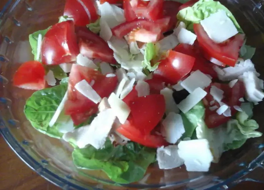 Salade poulet parmesan