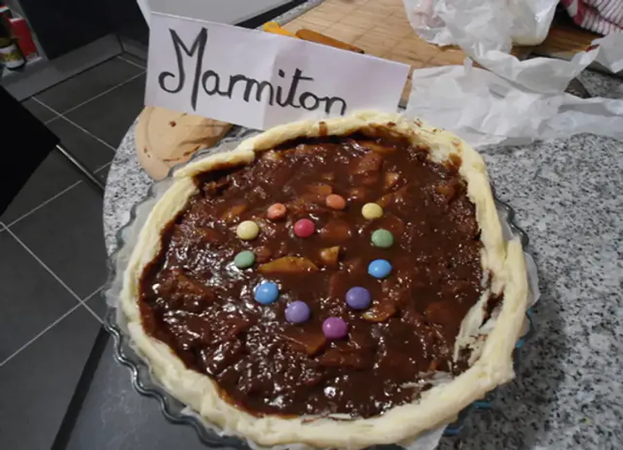 Tarte pomme, chocolat et carambars