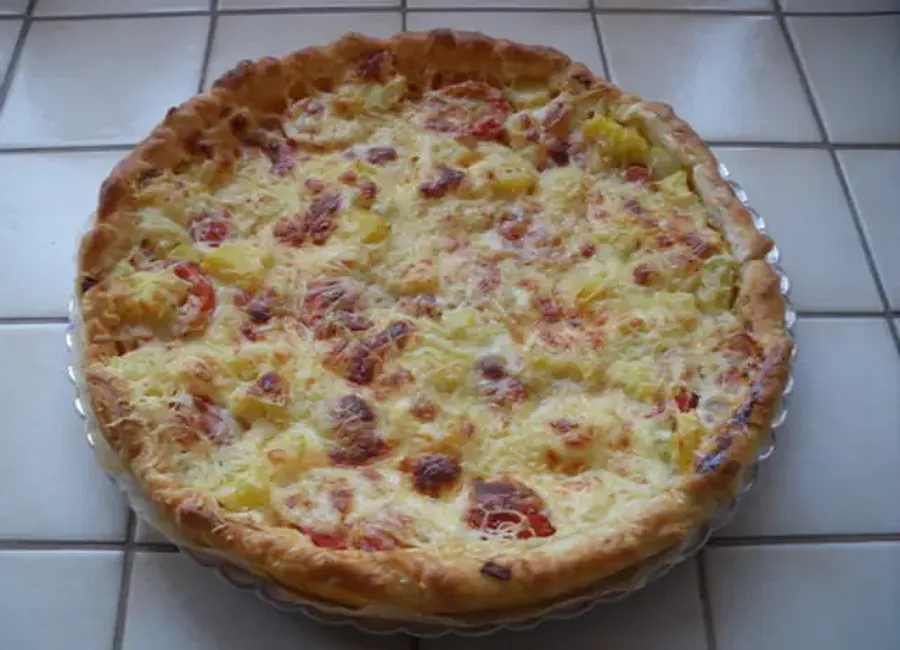 Tarte tomates / lardons / vin blanc