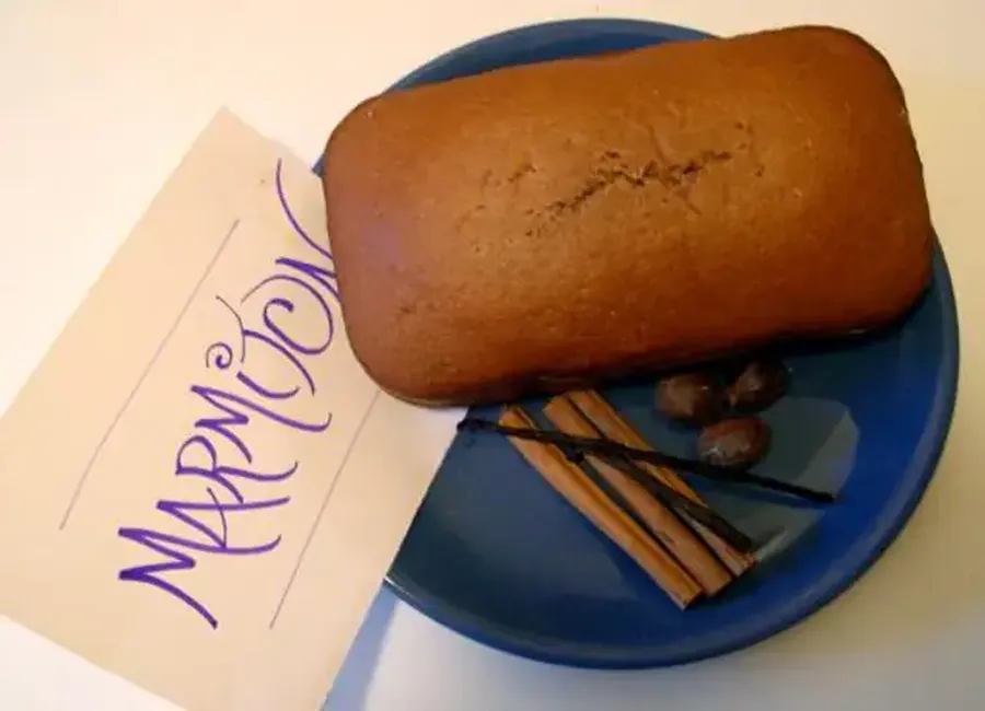 Pain d'épices avec machine à pain