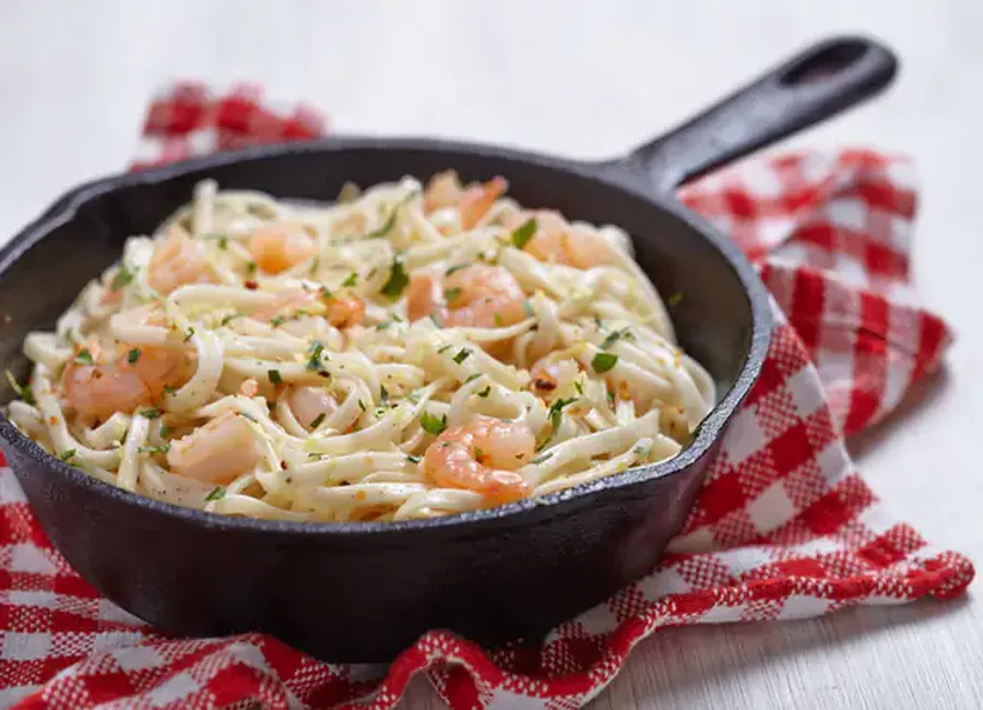 Spaghetti aux crevettes et à la crème