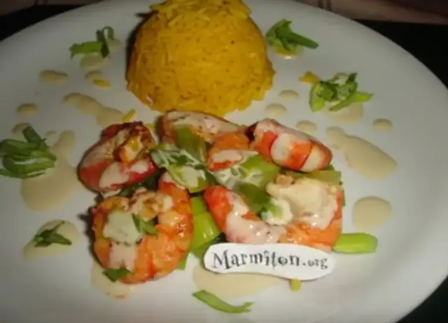 Gambas flambées au whisky sur lit de crème