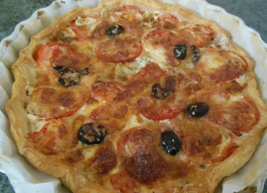 Tarte champignons tomates et chèvre