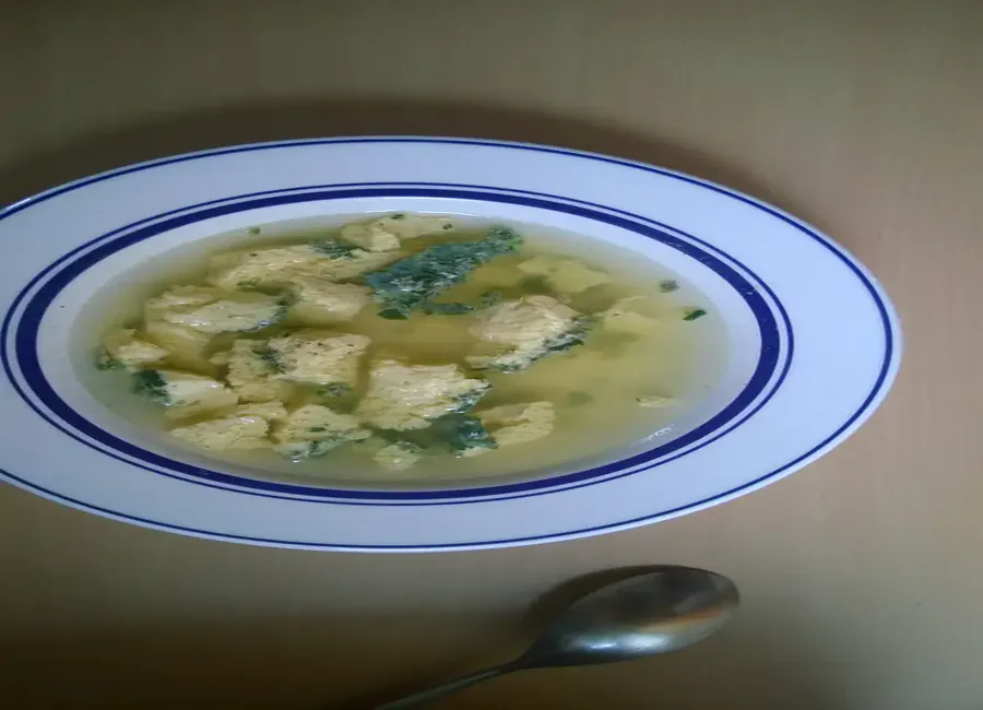 Soupe aux oeufs