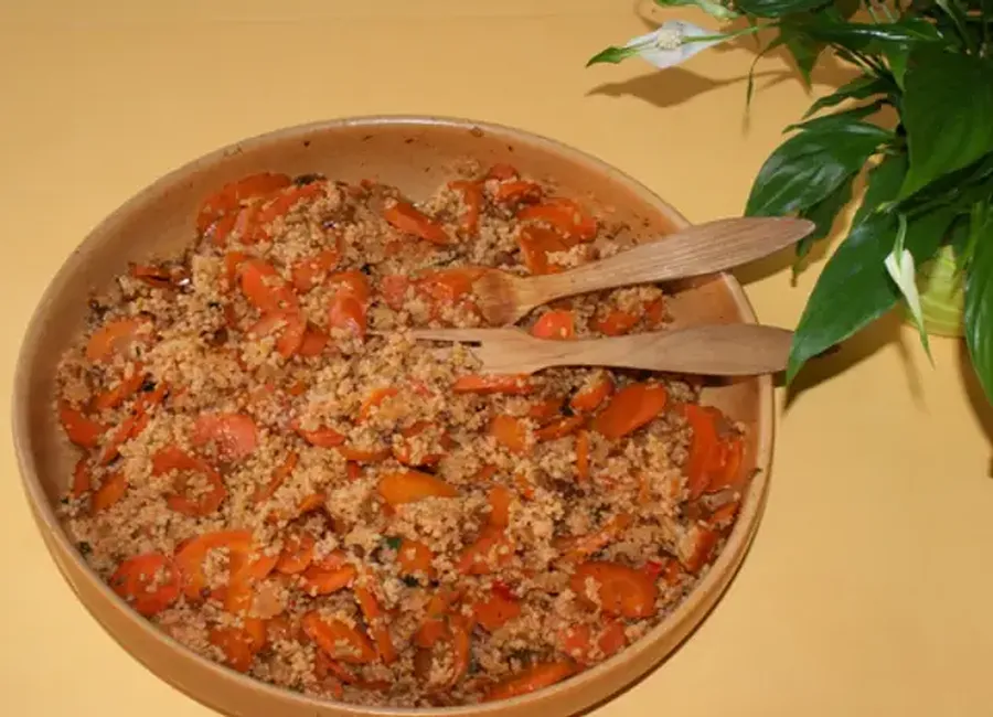 Carottes et semoule à la marocaine