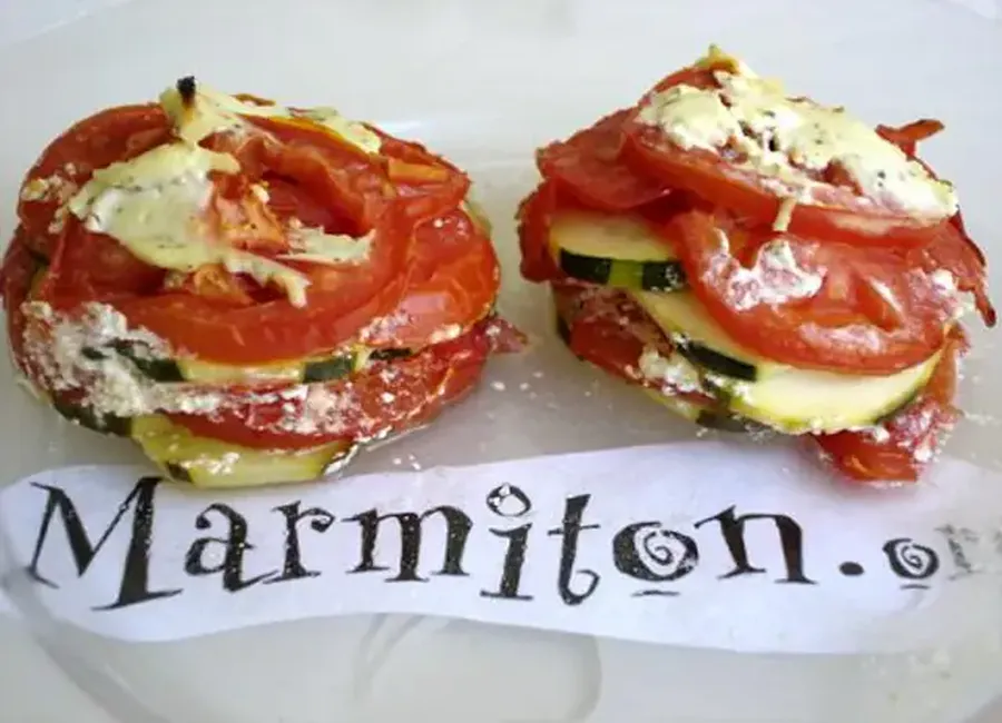 Millefeuille facile aux courgettes, tomates et boursin