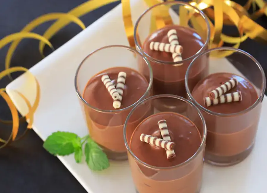 Mousse tonka