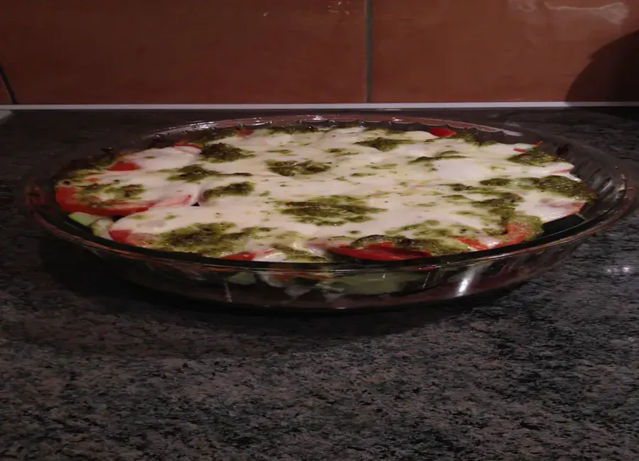 Savoureux gratin de légumes aux boulettes de viande
